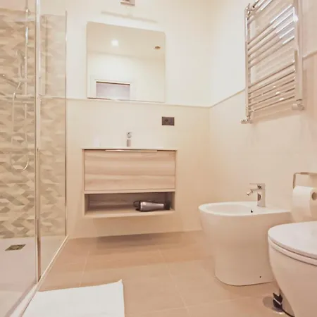 Gemini Navona 4*