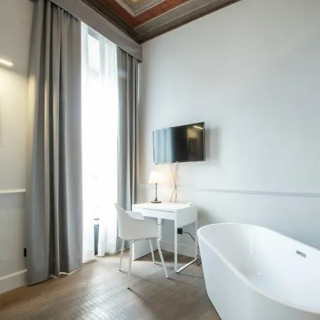 Gemini Navona Penzion 4*