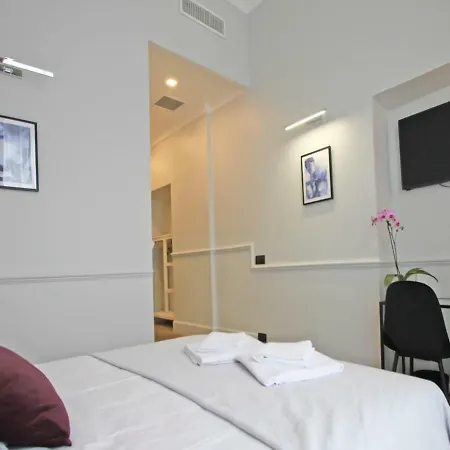 Gemini Navona Pensión