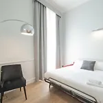 Πανσιόν Gemini Navona 4*