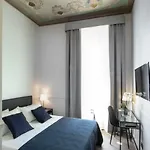Πανσιόν Gemini Navona 4*