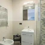 Gemini Navona بيت ضيافة 4*