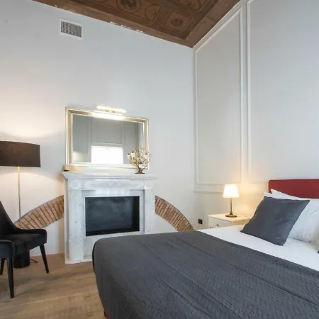 Gemini Navona Gasthuis 4*