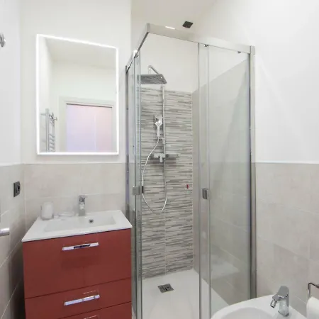 招待所 Gemini Navona